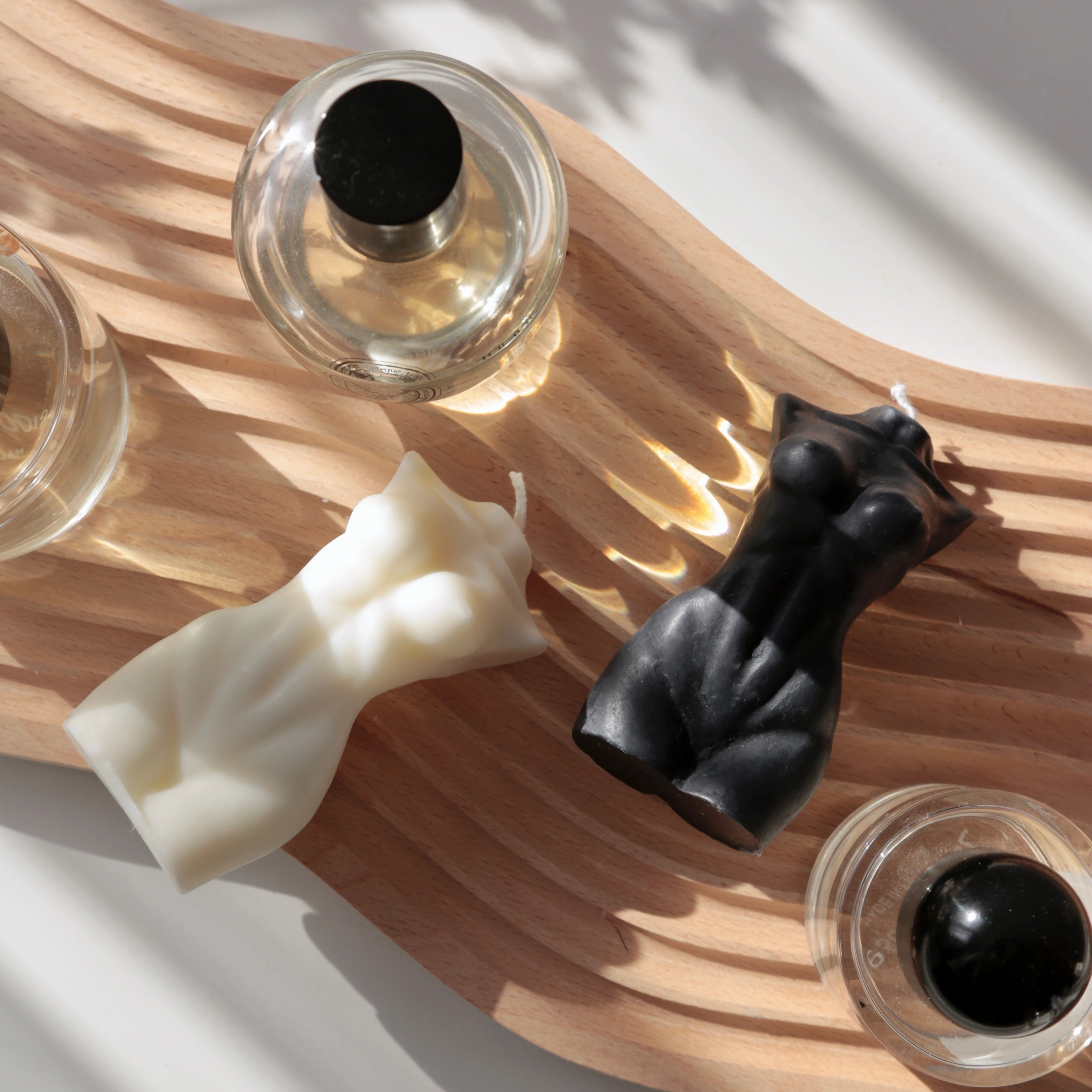 NADIA FEMALE FIGURE CANDLE