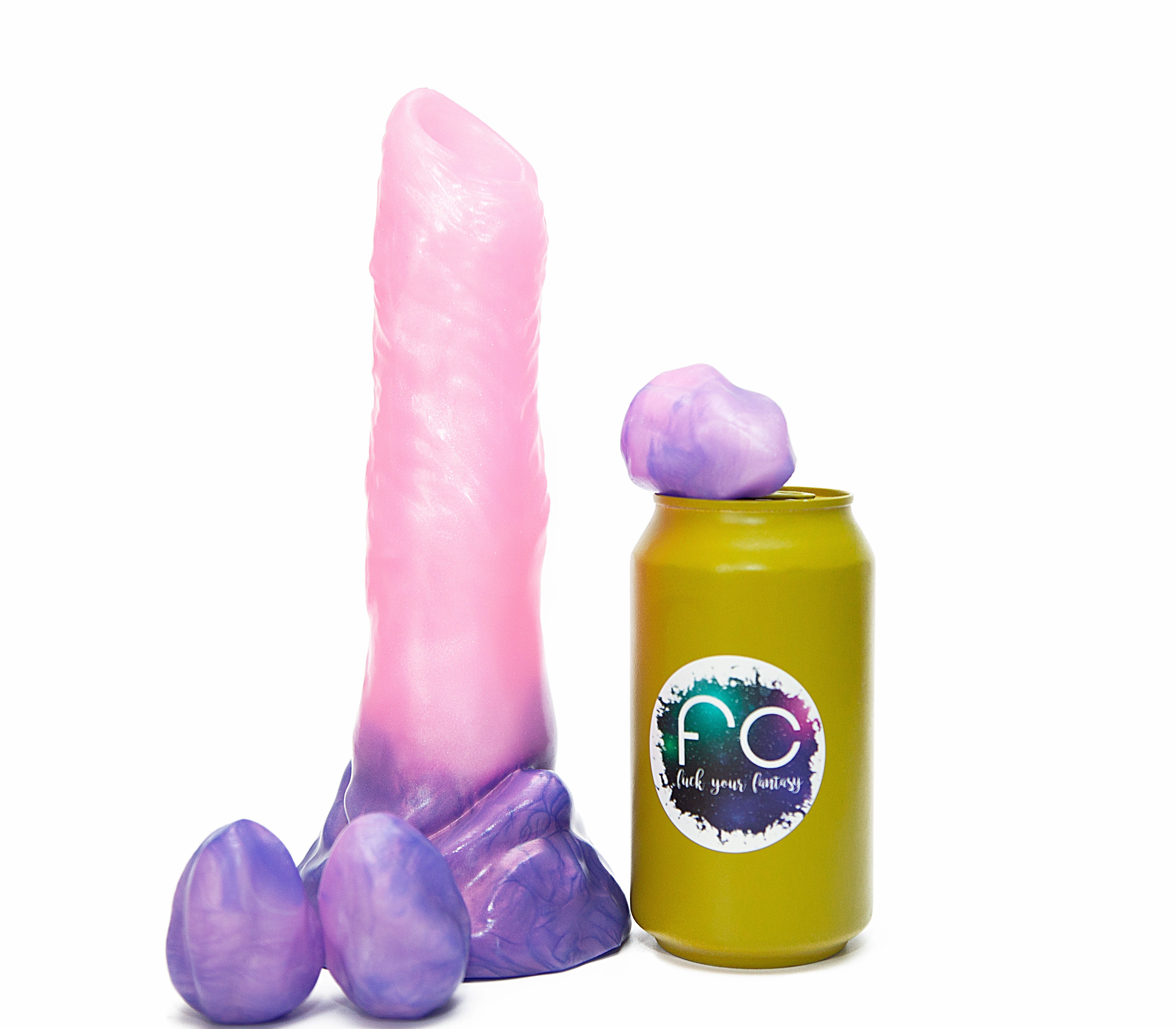 Surprise Me Min the Egg Layer Ovipositor with Eggs Clutch
